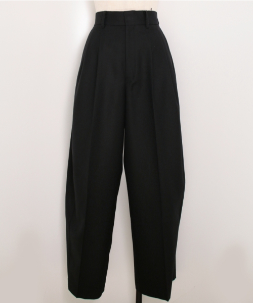 HYKE FLANNEL BARREL-LEG PANTS BLACK 1 HYKE FLANNEL BARREL-LEG PANTS BLACK 1