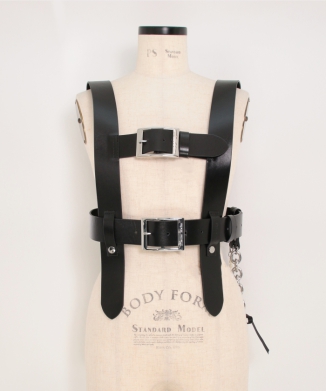 LEATHER MULTI BELT HARNESS W/PEARL CHAIN