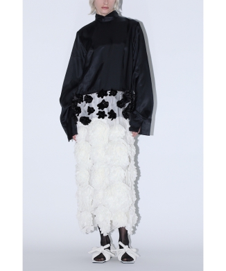 Frill embroidery dress