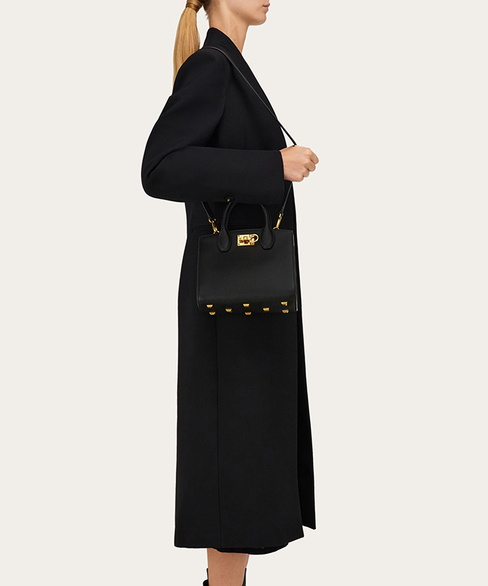 Ferragamo Studio Box bag (XS)(F258G057)｜阪急百貨店公式通販