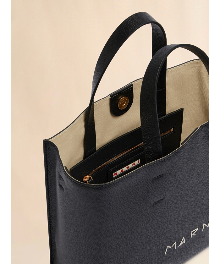 MARNI ハンドバッグ MARNI ハンドバッグ MARNI(マルニ)Kids ＆ Junior ブランドロゴ