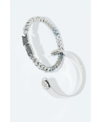 【TOGA TOO】Metal bangle set