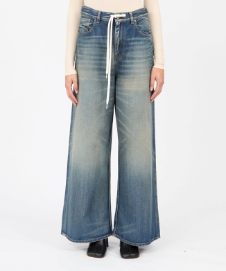 ワイドレッグ ジーンズ