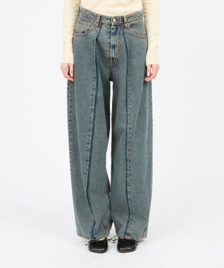 ワイドレッグ ジーンズ