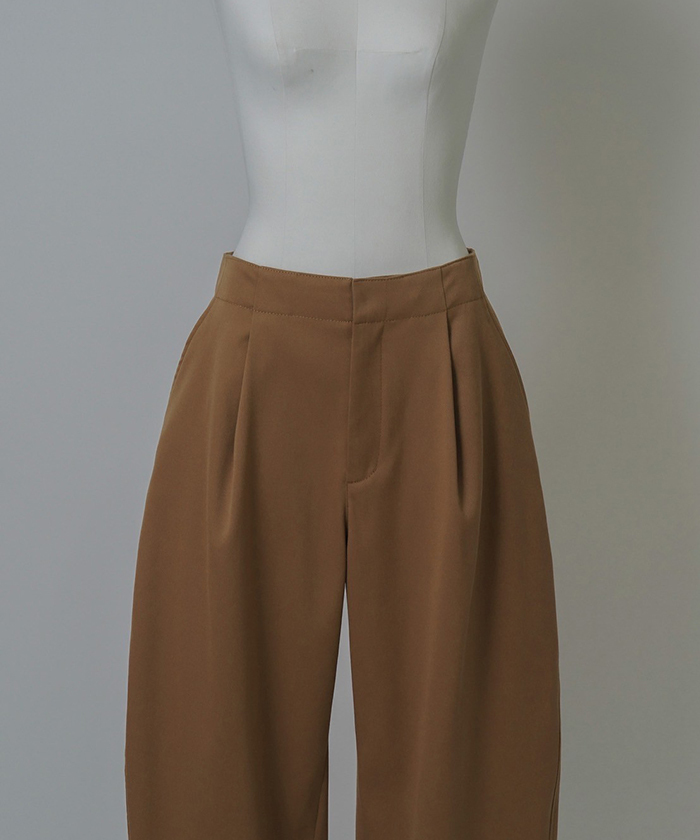 お値下げ！ ローヘン lohen ダブルクロスバルーンパンツ　ベージュ 36 お値下げ！ ローヘン lohen ダブルクロスバルーンパンツ ベージュ 36