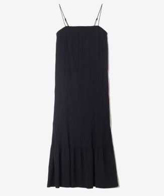 THE ＃18 プリーツドレス