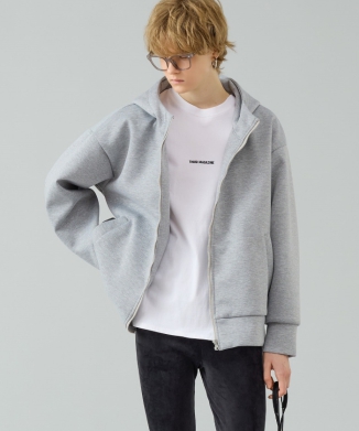 オーバーサイズロゴフーディ