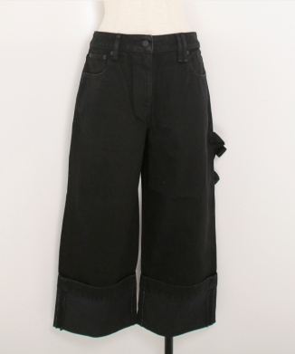 CROPPED STRAIGHT LEG JEANS