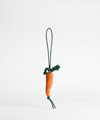 CARROT CHARM