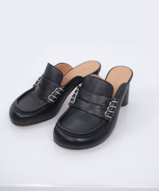 LOAFER CLOSE TOE SANDAL