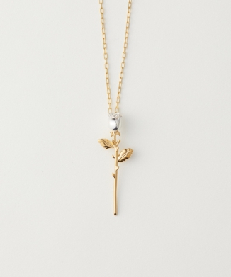 ROSE CHARM NECKLACE