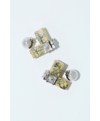 【TOGA TOO】Marble motif pierced earrings