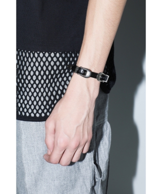 【TOGA TOO】Narrow double buckle bangle