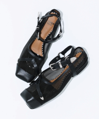 【TOGA PULLA】Square toe strap ballet