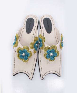 DIABLO FLOWER PUNCH THONG SANDALS