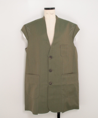 DECONSTRUCTED SLEEVELESS BLAZER