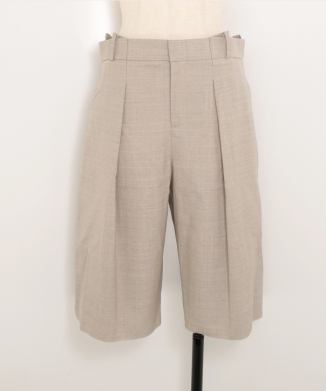 TAILORED PLEATED BERMUDAS