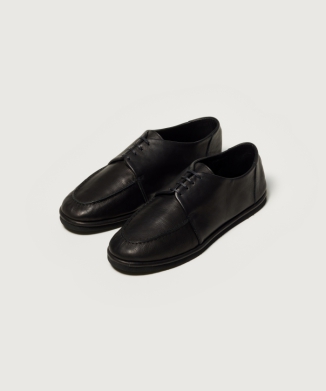 SOFT LEATHER LACE-UP SHOES
