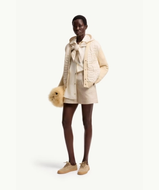 MONCLER ショートパンツ