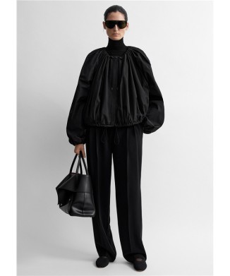 Gathered parachute coat