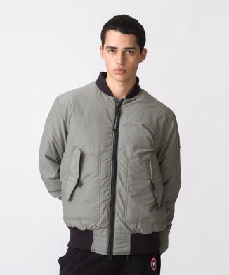 5621M Frasier Bomber