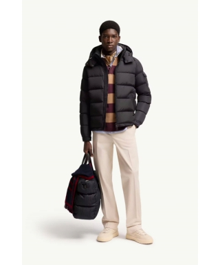 Moncler Mayaショートダウンジャケット