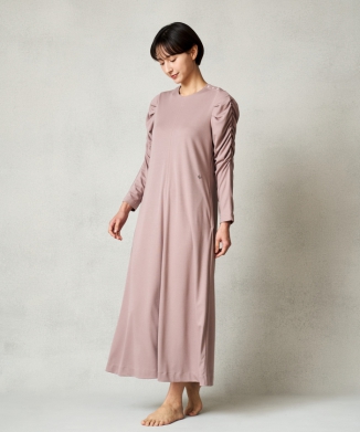 ReFa バイタルテック モイストスムース ギャザースリーブマキシレングスシャツ