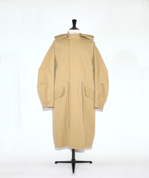 スタジオニコルソン SEPHON TECHNICAL POLYESTER HOODED PARKA