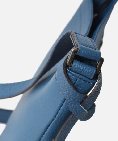 flexwithme ショルダーバッグ エキストラソフト スモールショルダーバッグ 664101(M2240064