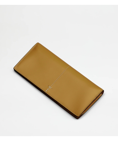 レザー バーティカル ウォレット XAMIMPB7300QNTS410(M2330301