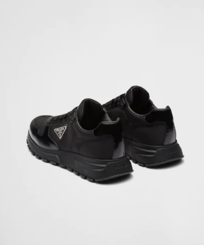 プラダ PRAX 1 Re-Nylon ×ブラッシュドレザー スニーカー プラダ PRAX 1 Re-Nylon ×ブラッシュドレザー スニーカー