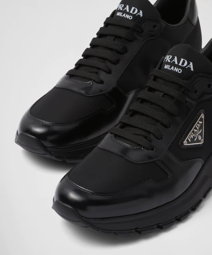 プラダ PRAX 1 Re-Nylon ×ブラッシュドレザー スニーカー プラダ PRAX 1 Re-Nylon ×ブラッシュドレザー スニーカー