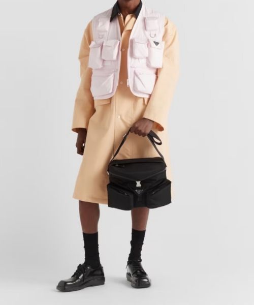 Re-Nylon×レザー ショルダーバッグ 2VD062_2DW3_F0002_V_NYO