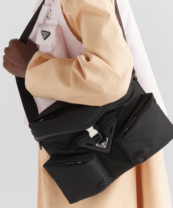 Re-Nylon×レザー ショルダーバッグ 2VD062_2DW3_F0002_V_NYO Re-Nylon×レザー ショルダーバッグ 2VD062_2DW3_F0002_V_NYO