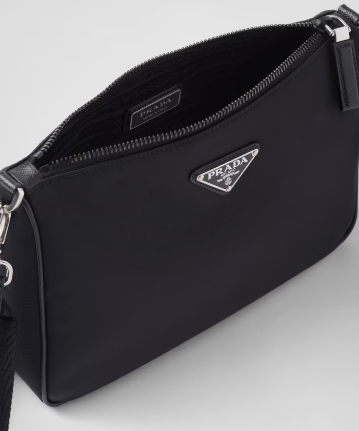 Re-Nylon×サフィアーノレザー ショルダーバッグ Re-Nylon×サフィアーノレザー ショルダーバッグ