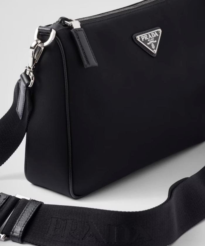 Re-Nylon×サフィアーノレザー ショルダーバッグ Re-Nylon×サフィアーノレザー ショルダーバッグ