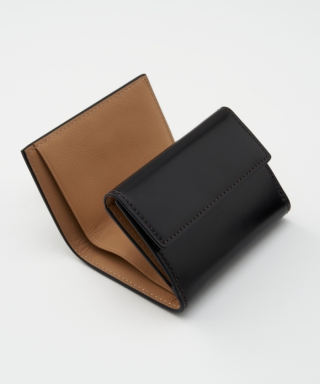 コードバン三つ折り財布　786010149