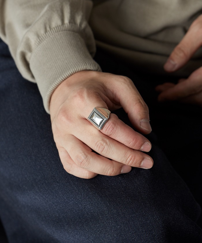 Square Mirror Ring XOR020(M24O0012)｜HANKYU MEN'S / 阪急メンズ
