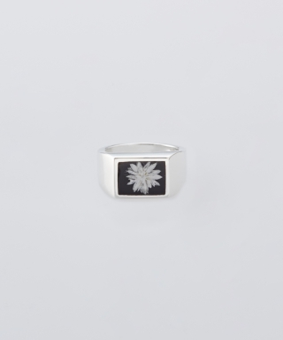 Signet with Black Flower Ring　XOR085