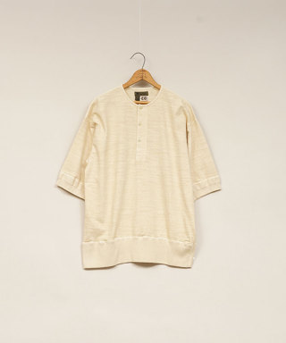 CC22 HENLEY NECK SHIRT PIGMENT　80500021001