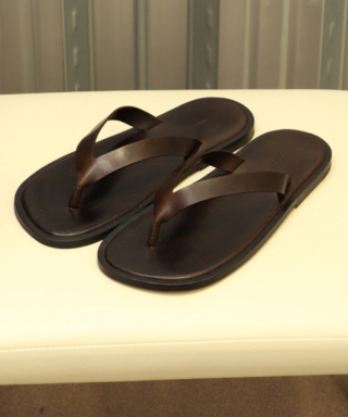 LEATHER TONG SANDALS　A25SS04QD-M