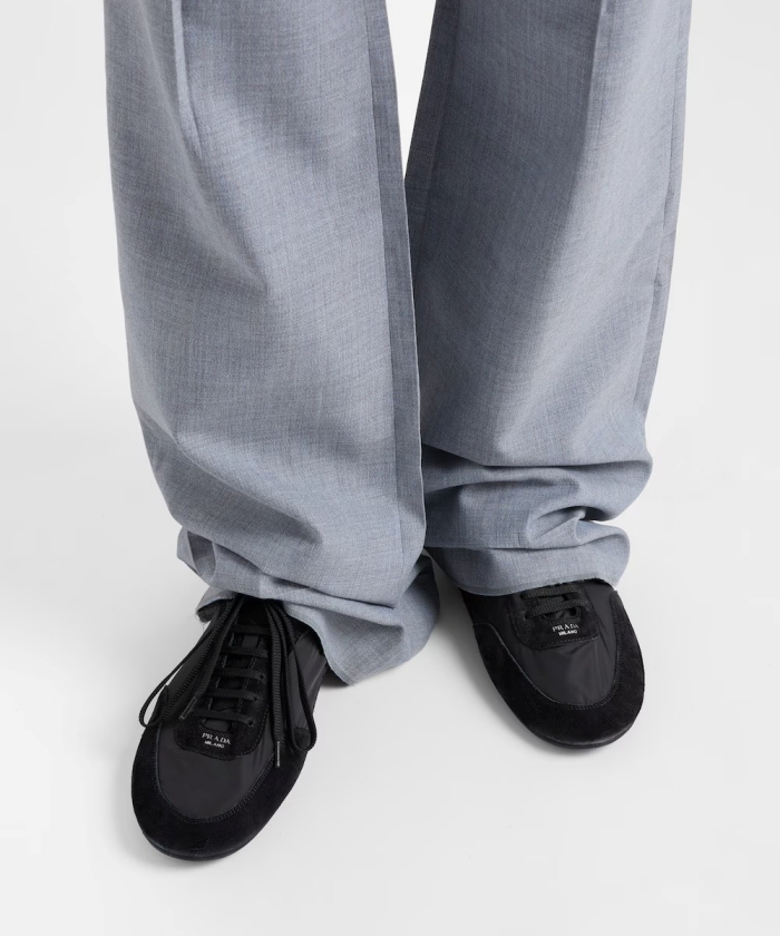 プラダ コラプス Re-Nylon xスエード エラスティックスニーカー