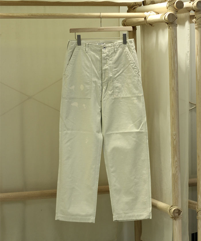 WASHED BAGGY SATIN BLEACHED BAKER PANTS A25AP01BP(M2570065