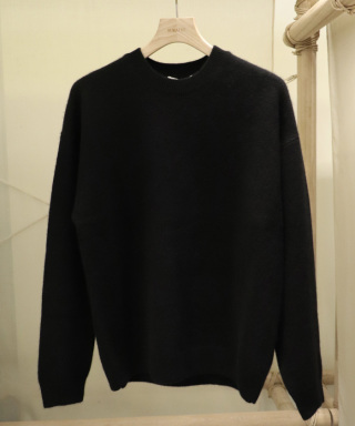 ブラック系｜ニット・セーター｜オーラリー(AURALEE)｜HANKYU MEN'S