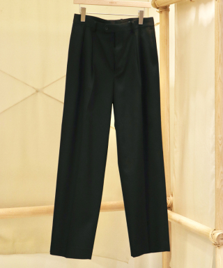 LIGHT WOOL MAX GABARDINE TWO-TUCK SLACKS　A25AP03MG