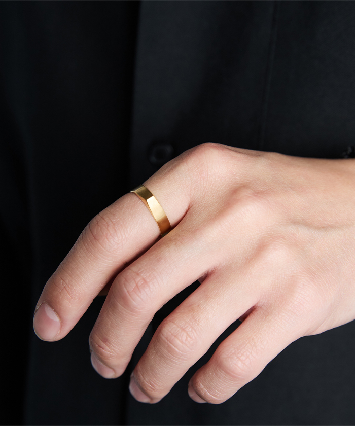 Triangle 3D Ring with Hair Line -Gold- XOR103G(M257N079)｜HANKYU