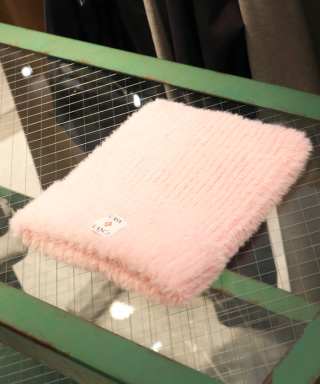 FLUFFY NYLON SQUARE HAT AW25-HAT10101