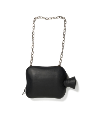 BOTTLE-SHAPED LEATHER BAG　25AW79BG64