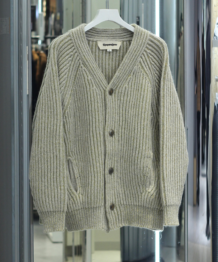 V neck cardigan 1253002(M25DN001)｜HANKYU MEN'S / 阪急メンズ