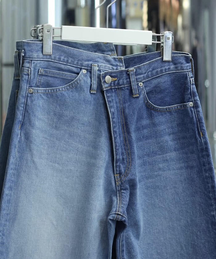 SPLIT DENIM PANTS DNA25P04(M25ON046)｜HANKYU MEN'S / 阪急メンズ